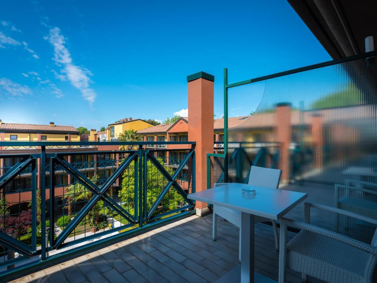 Parc Hotel Gritti Bardolino Exterior photo